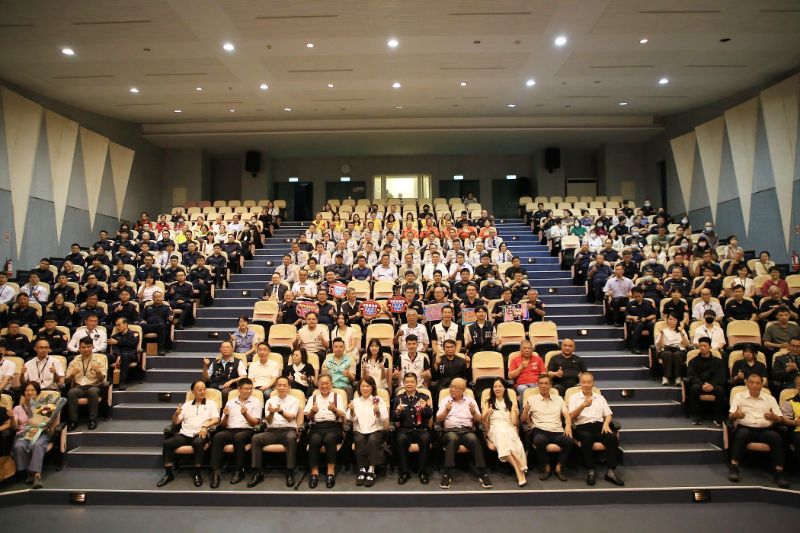 嘉市警察節慶祝大會 黃敏惠市長表揚績優警民力 感謝守護城市安全